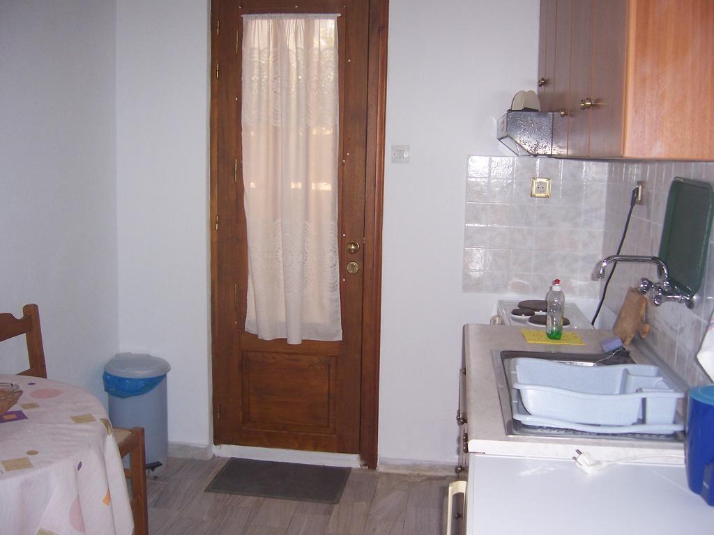 Milina Apartments Exterior photo